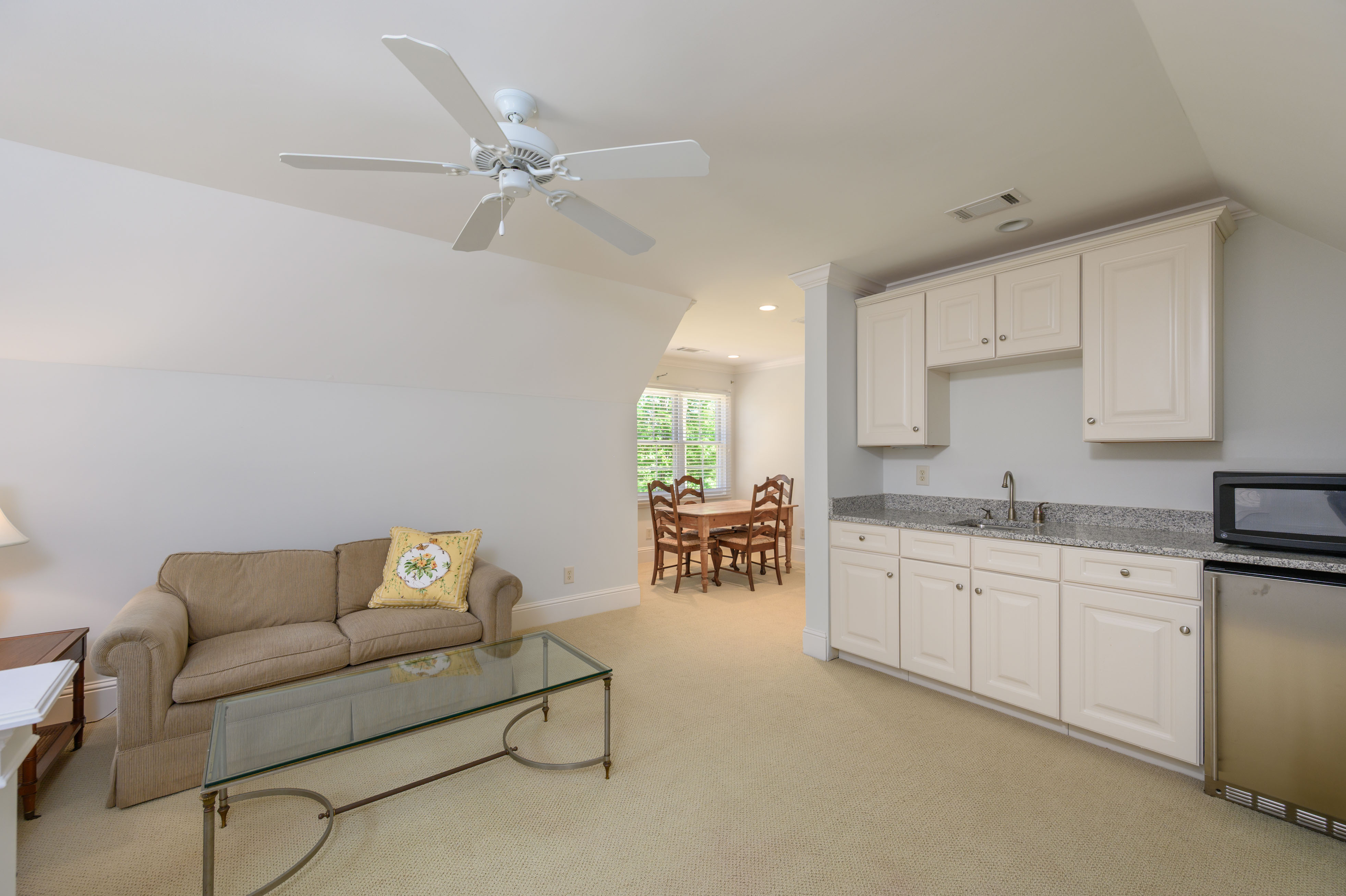 1030 Alanson Court image 33